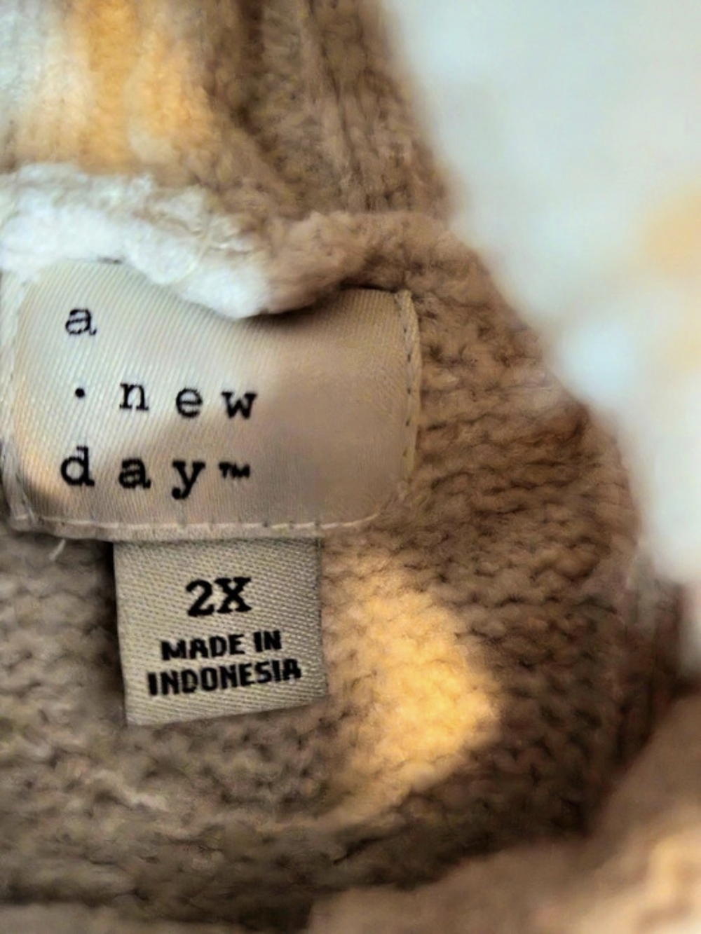 a. new day Cable Knit Turtleneck Cream Size 2X Like New - Picture 2 of 2